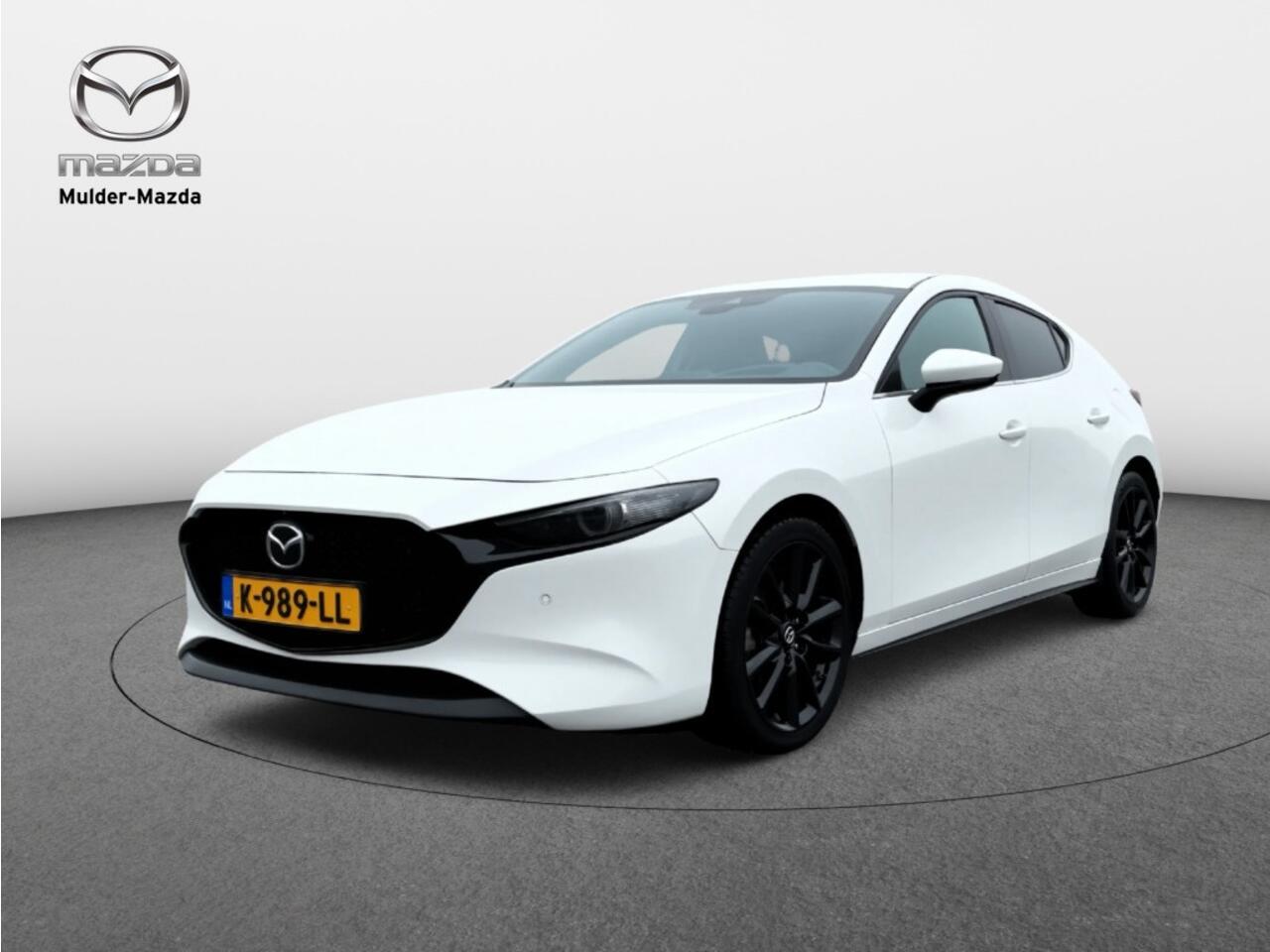 Mazda 3 2.0 SA-X Luxury Bose | Stuur-stoelverwarming | Leder | Trekhaak