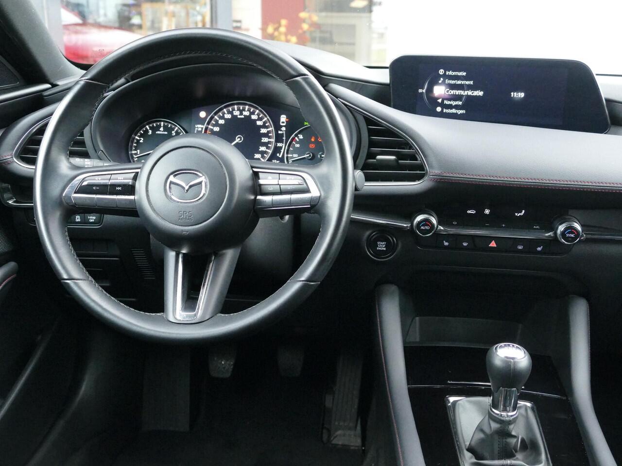 Mazda 3 2.0 e-SkyActiv-G M Hybrid 150 Sportive | Lage KM stand | Camera | Stoelverwarming | RIJKLAARPRIJS!