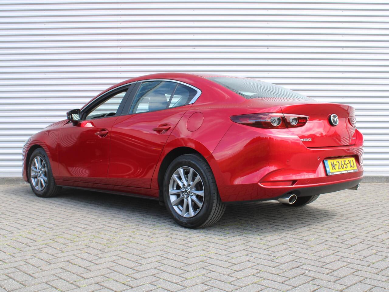 Mazda 3 2.0 e-SkyActiv-G M Hybrid 122 Comfort | Stuur-/stoelverwarming | Camera | Cruise adapt. | Clima | 16" LM | HUD | LED | Dodehoek detectie |
