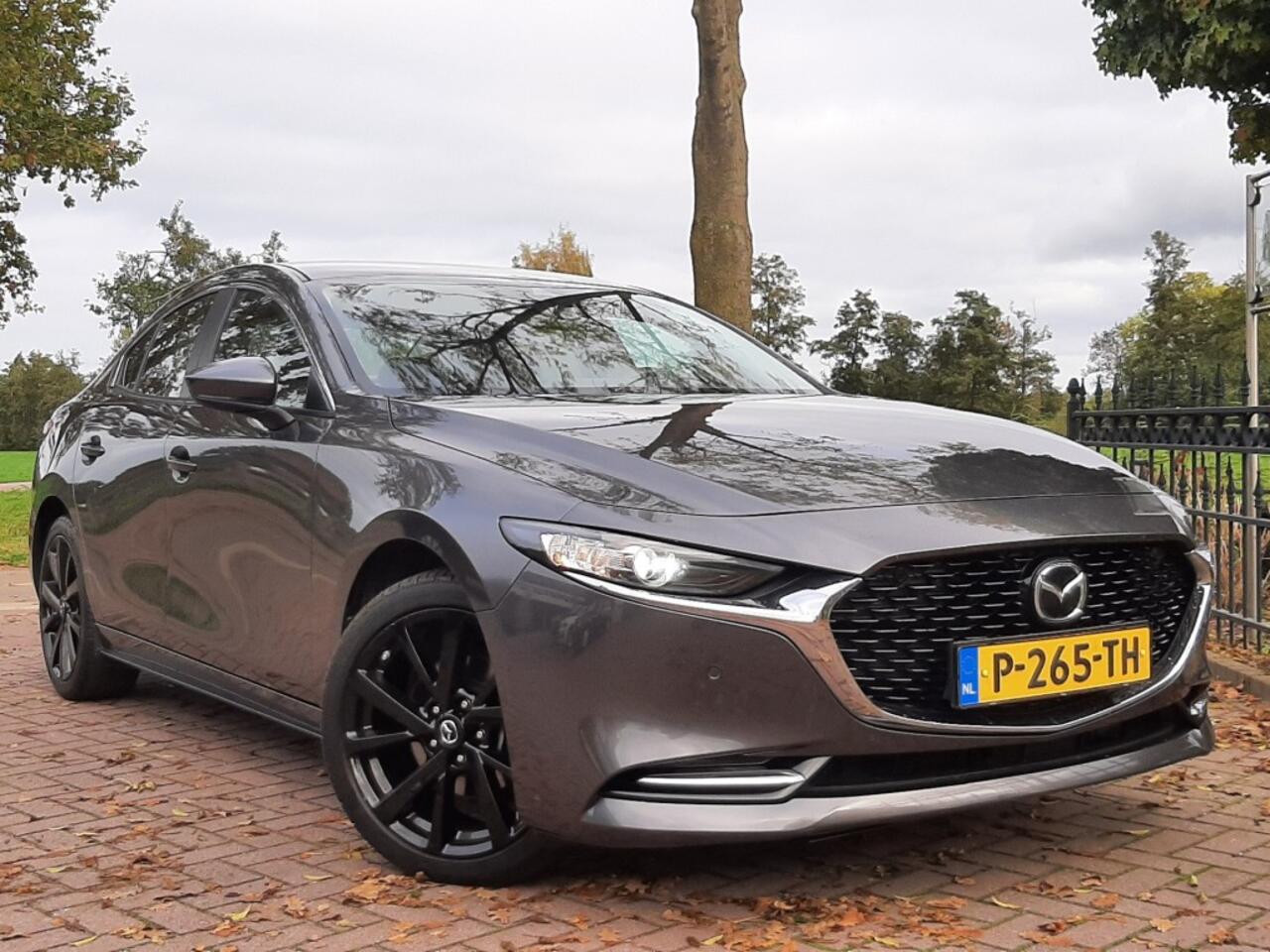 Mazda 3 2.0 Skyactiv-x 186pk Airco Adap.cruise-control Navigatie Bluetooth Stuur- en stoelverwarming