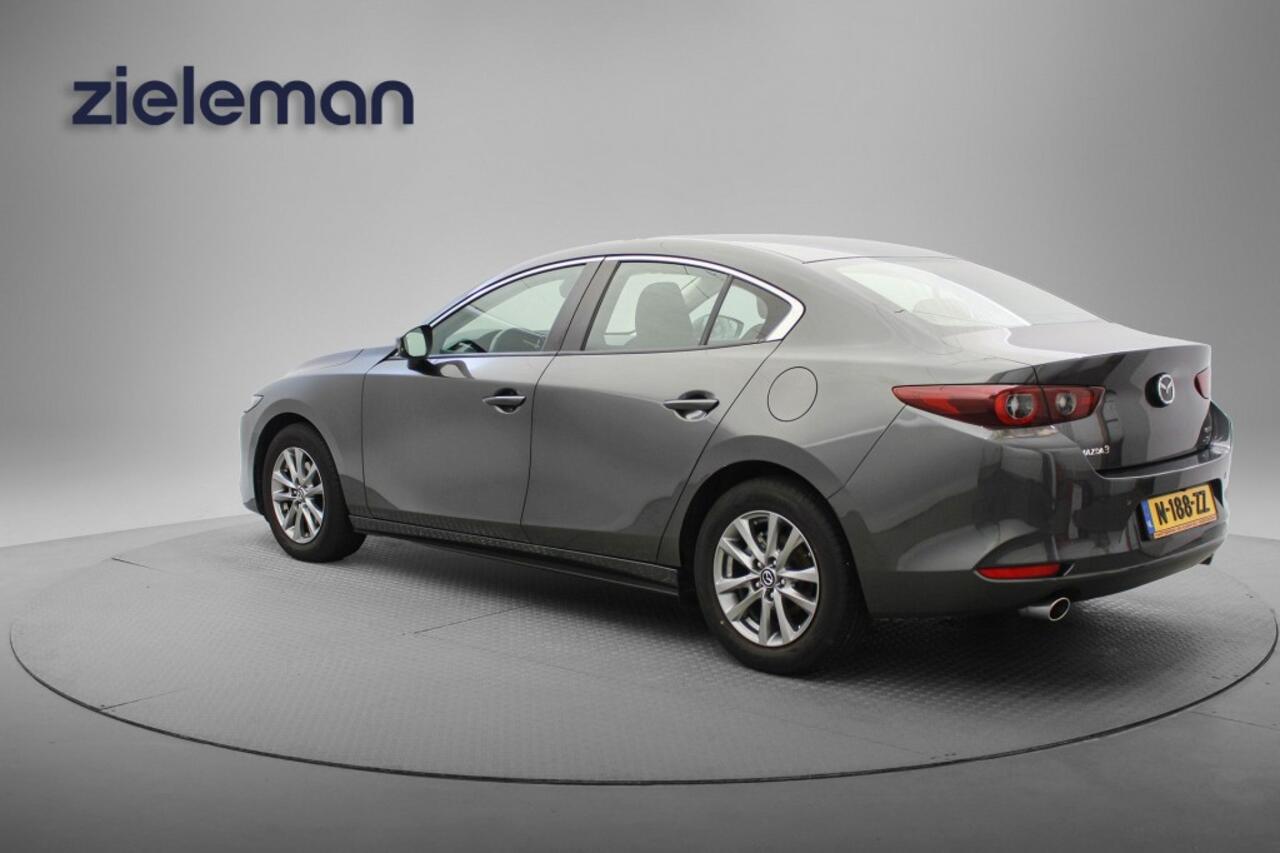 Mazda 3 2.0 e-SkyActiv-G M Hybrid Comfort - Carplay, Navi, Camera, Stoel/Stuur verw. PDC