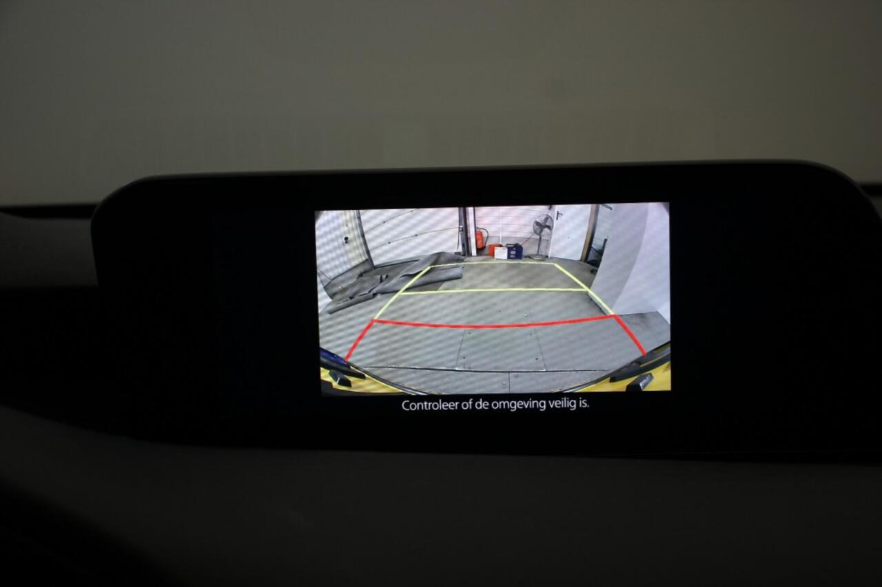 Mazda 3 2.0 e-SkyActiv-G M Hybrid Comfort - Carplay, Navi, Camera, Stoel/Stuur verw. PDC