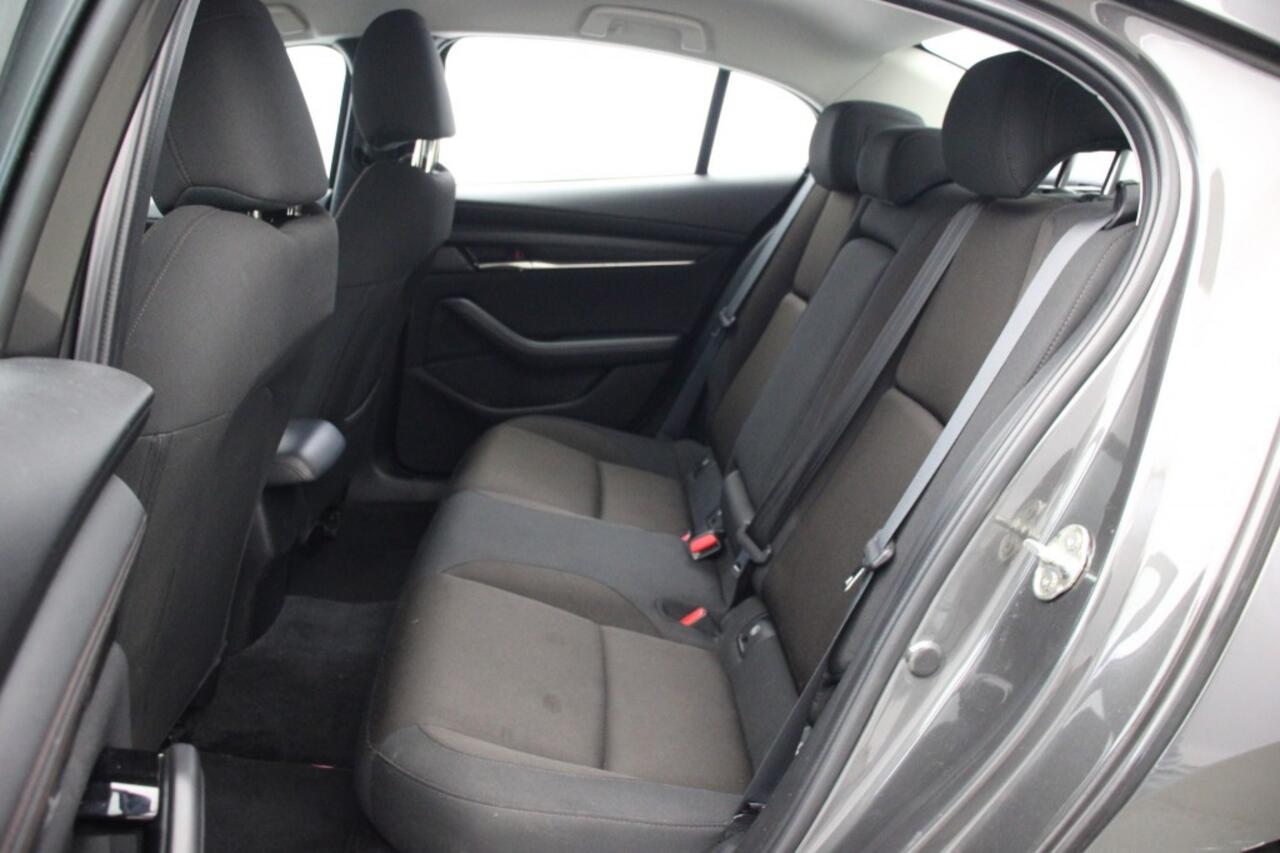 Mazda 3 2.0 e-SkyActiv-G M Hybrid Comfort - Carplay, Navi, Camera, Stoel/Stuur verw. PDC