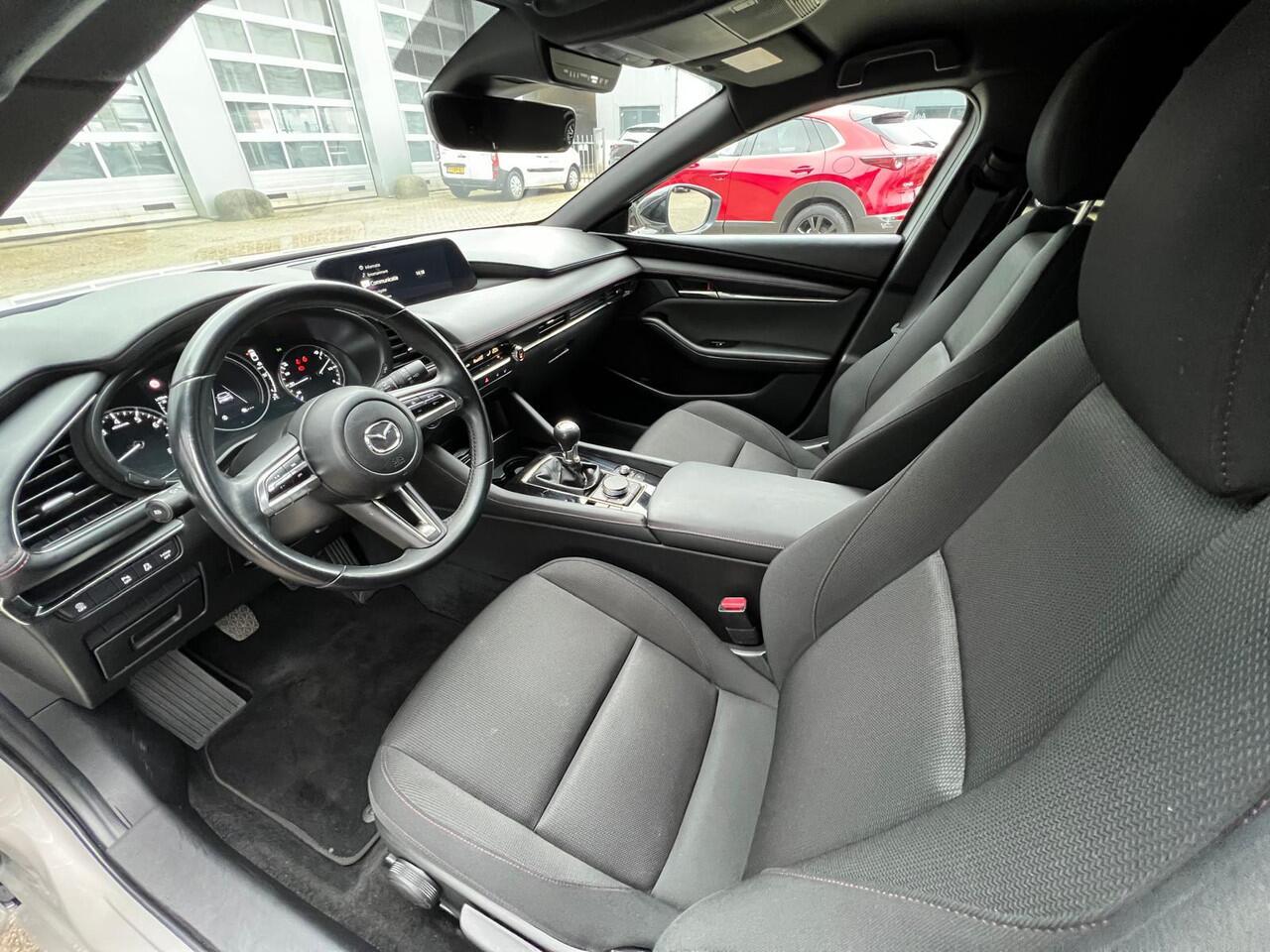 Mazda 3 2.0 e-SkyActiv-G M Hybrid 150 Homura | NED. AUTO | CRUISE CONTROL ADAPTIEF | CLIMATE CONTROL | APPLE CARPLAY | ANDROID AUTO | STOELVERWARMING