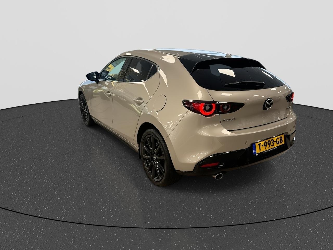 Mazda 3 2.0 e-SkyActiv-G M Hybrid 150 PK Homura | NL-Auto | Rijklaar | Apple Carplay | Stoelverwarming | Camera