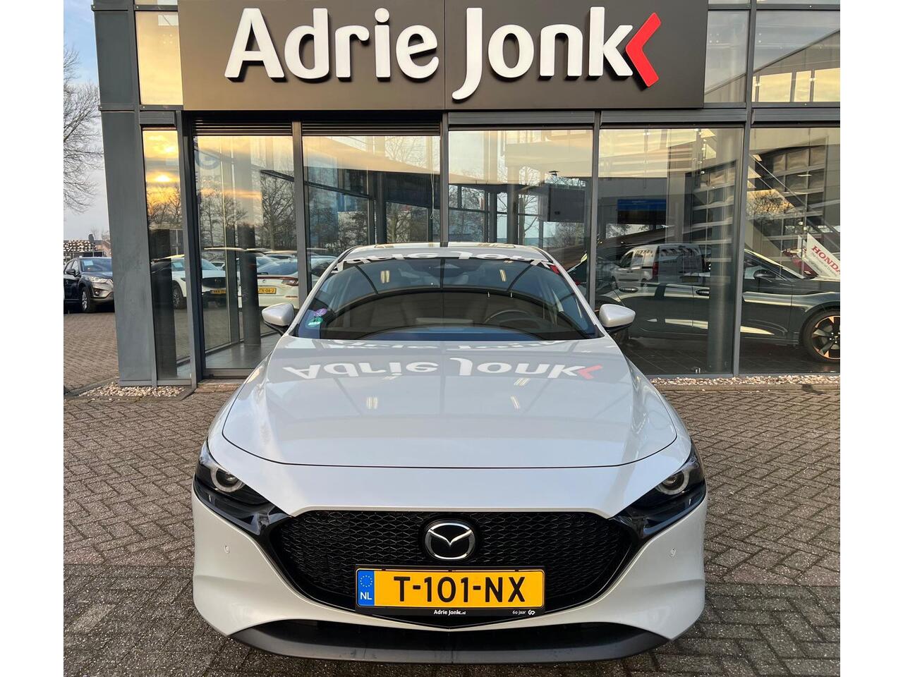 Mazda 3 2.0 e-SkyActiv-X M Hybrid 186 Exclusive-line AUTOMAAT | SUNROOF | LEDER | DRIVER ASSISTANCE PACK | COMFORT PACK | DESIGN PACK | DUURSTE UITVOERING | NED. AUTO | * 6 JAAR GARANTIE | 07-2029 |