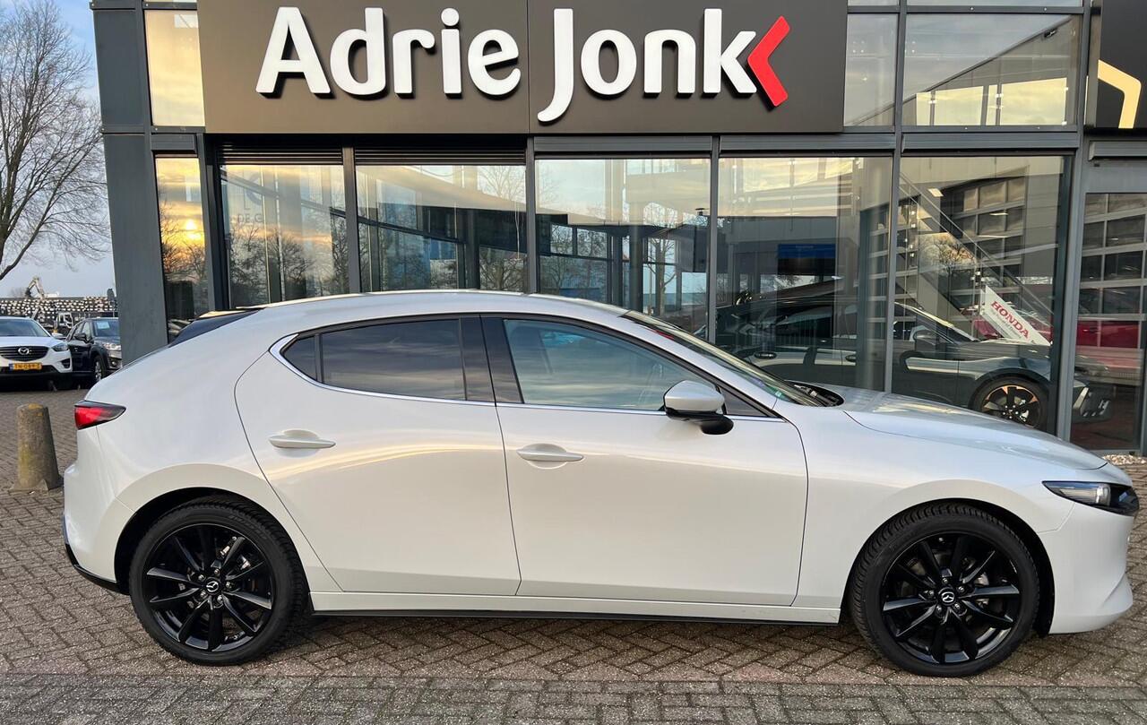 Mazda 3 2.0 e-SkyActiv-X M Hybrid 186 Exclusive-line AUTOMAAT | SUNROOF | LEDER | DRIVER ASSISTANCE PACK | COMFORT PACK | DESIGN PACK | DUURSTE UITVOERING | NED. AUTO | * 6 JAAR GARANTIE | 07-2029 |