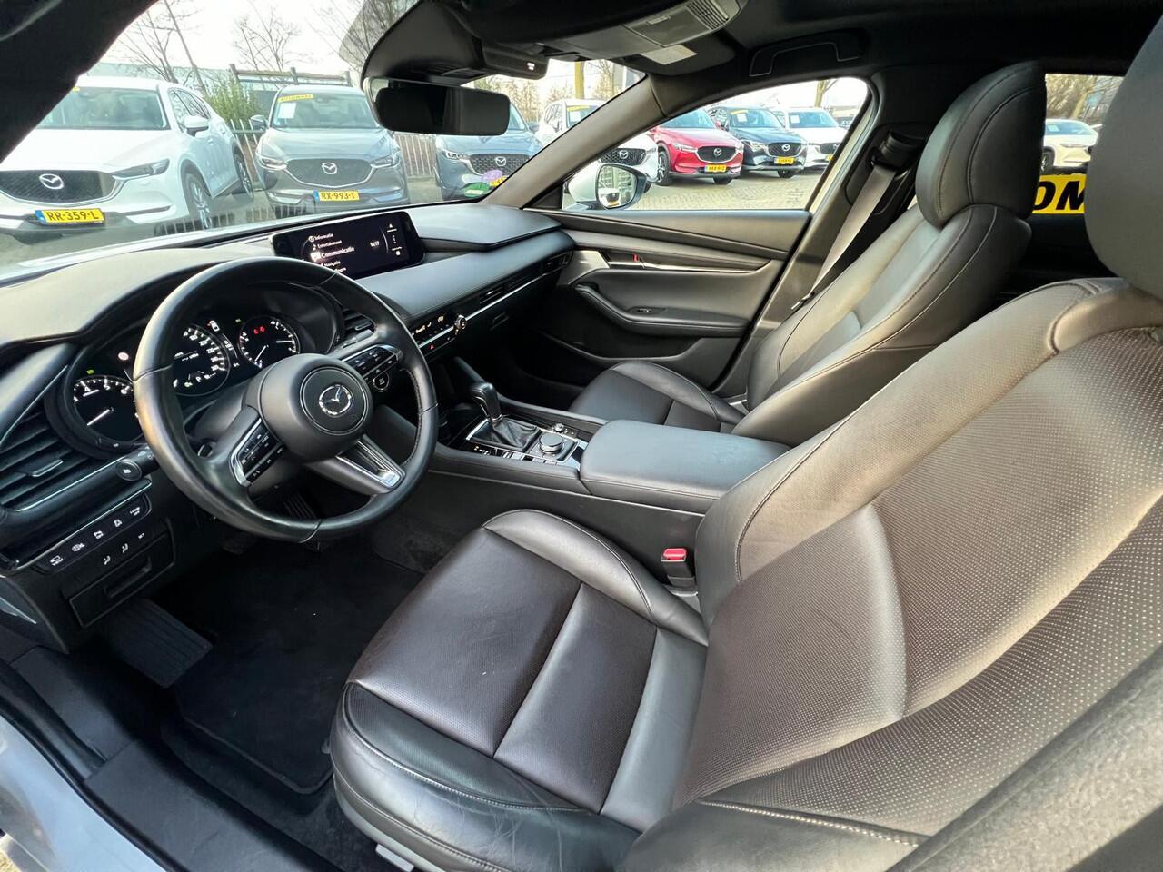 Mazda 3 2.0 e-SkyActiv-X M Hybrid 186 Exclusive-line AUTOMAAT | SUNROOF | LEDER | DRIVER ASSISTANCE PACK | COMFORT PACK | DESIGN PACK | DUURSTE UITVOERING | NED. AUTO | * 6 JAAR GARANTIE | 07-2029 |