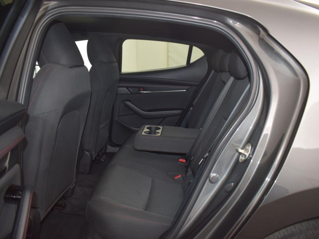 Mazda 3 2.0 HOMURA CAMERA KEY LESS LMV 18" APPLE CARPLAY