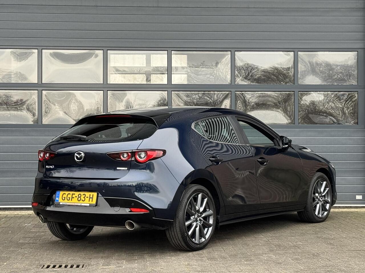 Mazda 3 2.0 E-SKYACTIV-X M HYBRID 186 HOMURA I P-CAMERA I ADAPTIVE CRUISE CONTROL I NAVIGATIE I CLIMATE CONTROL I APPLE CARPLAY