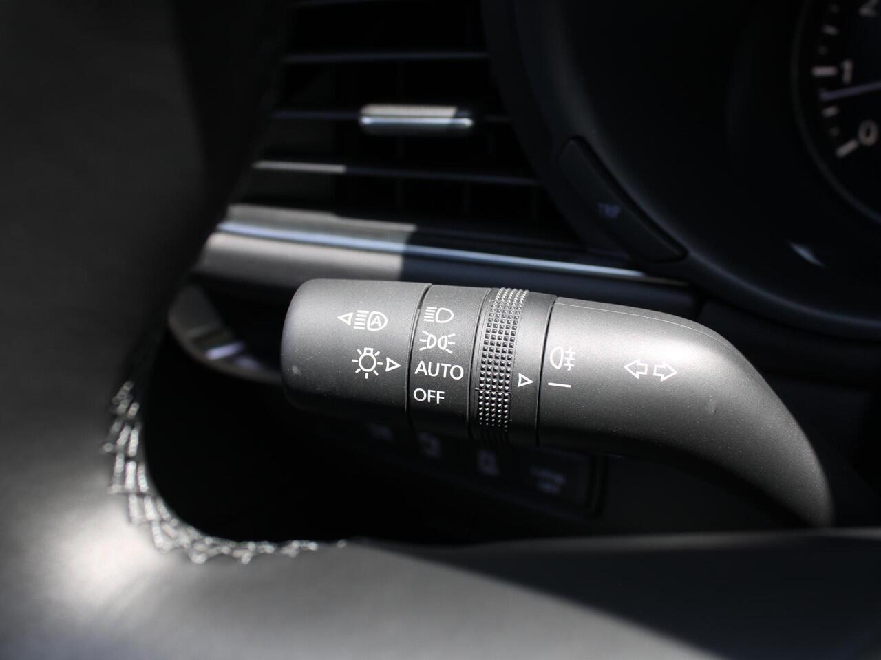 Mazda 3 2.0 e-SkyActiv-G M Hybrid 150 Homura | Nieuw | Hoge korting | Uit voorraad leverbaar |