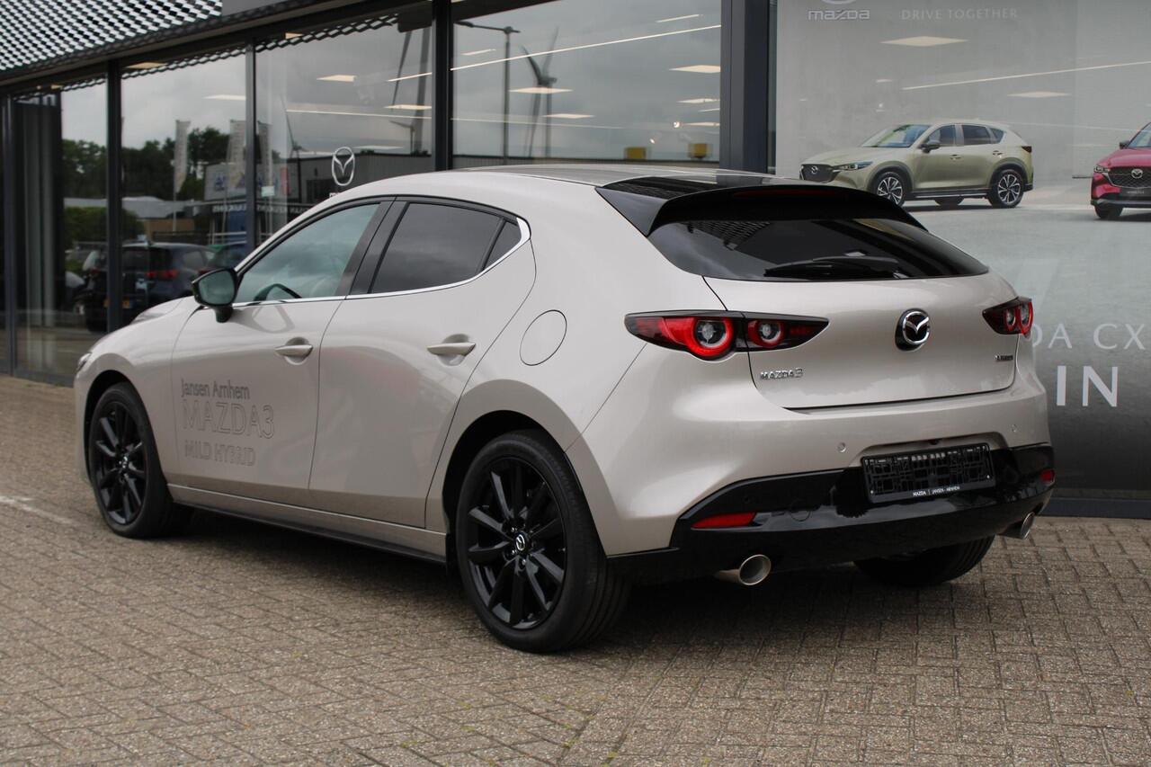 Mazda 3 2.0 e-SkyActiv-X M Hybrid 186 Nagisa Demovoordeel ¤ 5.000,-, Bruin Leder, Bose, Navi, Adap.Cruise, Clima, Apple Carplay, Camera, PDC, HUD, Stoelverwarming, 18" LMV