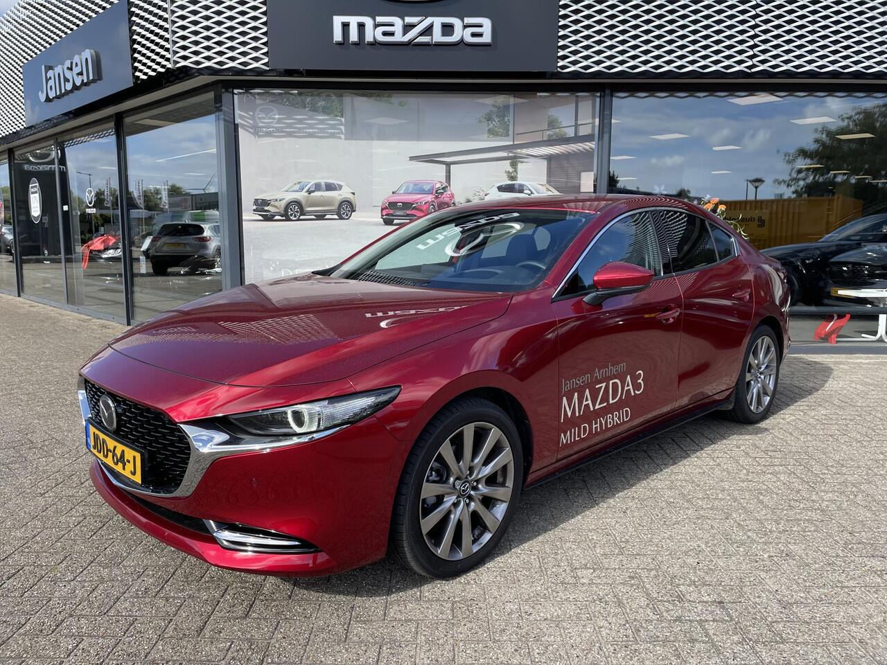 Mazda 3 3 Sedan 2.0 E-SkyActiv-X 186 Takumi Demovoordeel ¤ 5.000,- , Automaat, Leder, Bose, 360 Camera, HUD, LMV 18 Inch, Clima, Stoelverwarming, Stuurverwarming, Navi, Apple Carplay, LKA, Adap. Cruise