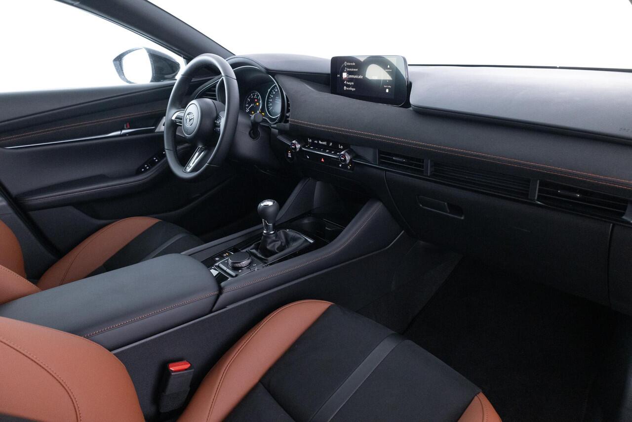 Mazda 3 2.5 e-SkyActiv-G M Hybrid 140 Nagisa NIEUW | 6 JAAR GARANTIE| BOUWJAAR 29-09-2025 | DIREKT RIJDEN |