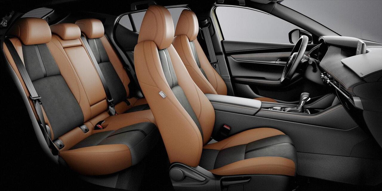 Mazda 3 2.0 e-SkyActiv-X M Hybrid 186 Nagisa Haagstad netto deal! (huidige nieuwprijs ¤42.240)