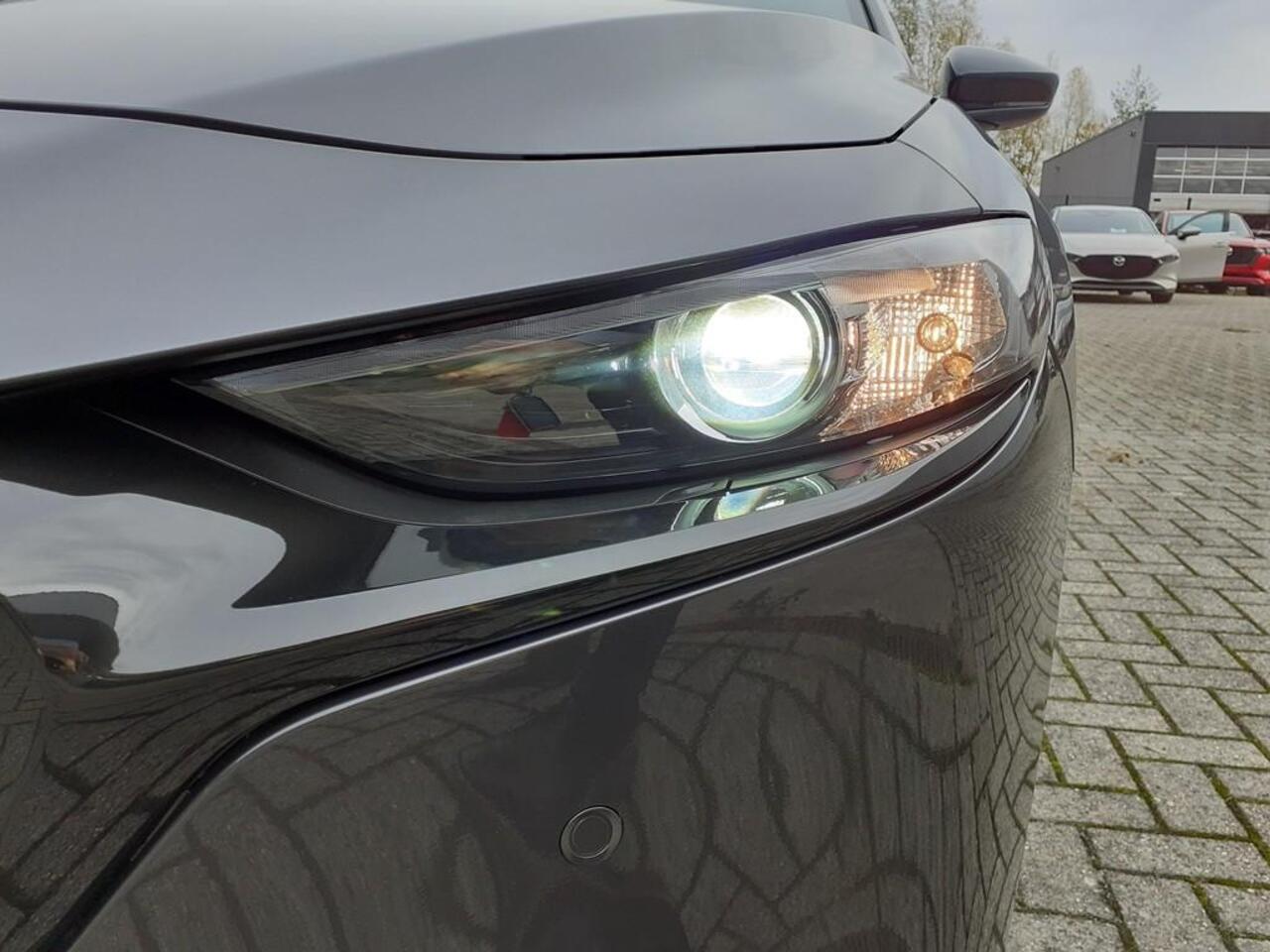 Mazda 3 2.0 e-SkyActiv-X M Hybrid 186 Nagisa Mengelers actieprijs: ¤ 37.440,00*