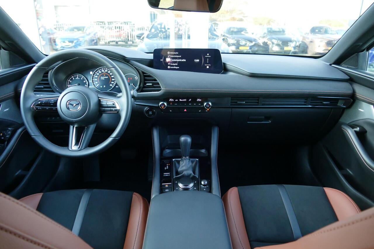 Mazda 3 2.0 e-SkyActiv-X M Hybrid 186 Nagisa | Camera | Stoelverwarming | Stuurverwarming | Rijklaarprijs |