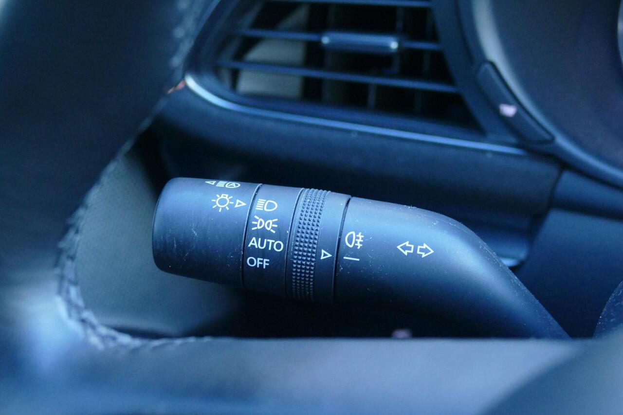 Mazda 3 2.5 e-SkyActiv-G M Hybrid 140 Nagisa | Demo | Black line | RIJKLAARPRIJS!