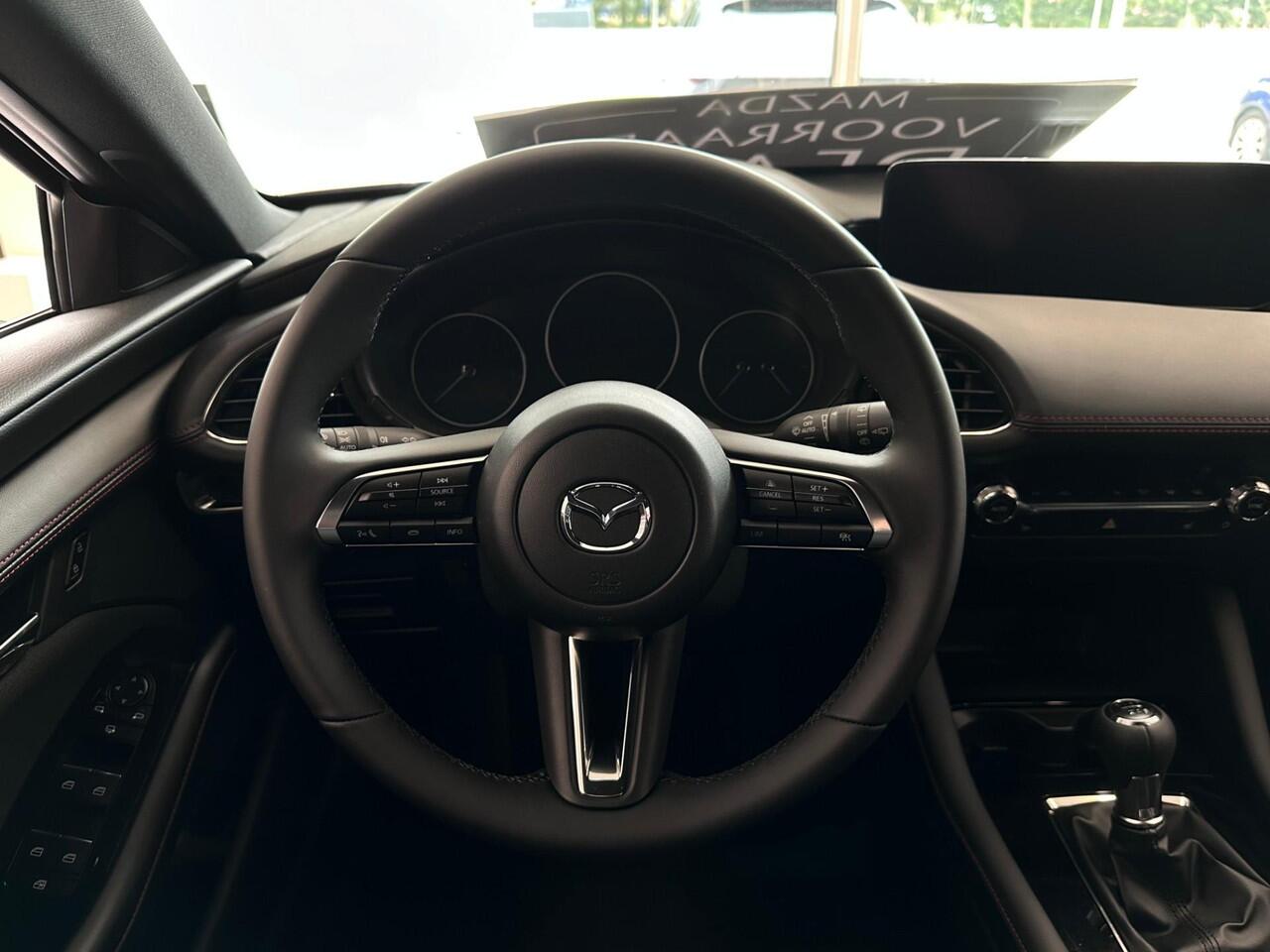 Mazda 3 2.0 e-SkyActiv-G M Hybrid 150 PK Homura | Rijklaar | Apple Carplay | Parkeersensor | Stoelverwarming