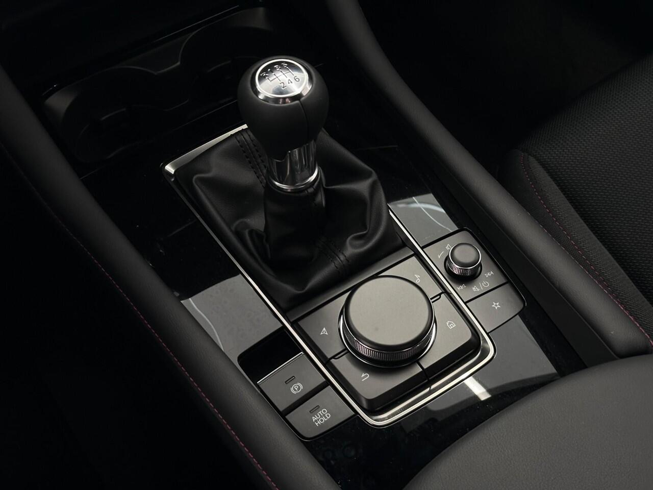 Mazda 3 2.0 e-SkyActiv-G M Hybrid 150 PK Homura | Rijklaar | Apple Carplay | Parkeersensor | Stoelverwarming