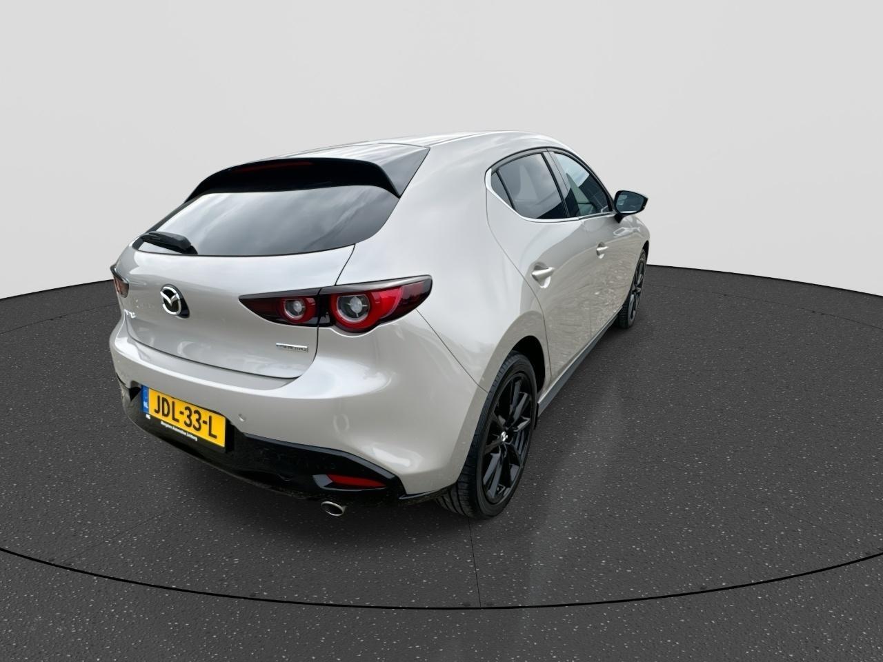 Mazda 3 2.5 e-SkyActiv-G M Hybrid 140 PK Homura | Rijklaar | Apple Carplay | Parkeersensor | Stoelverwarming