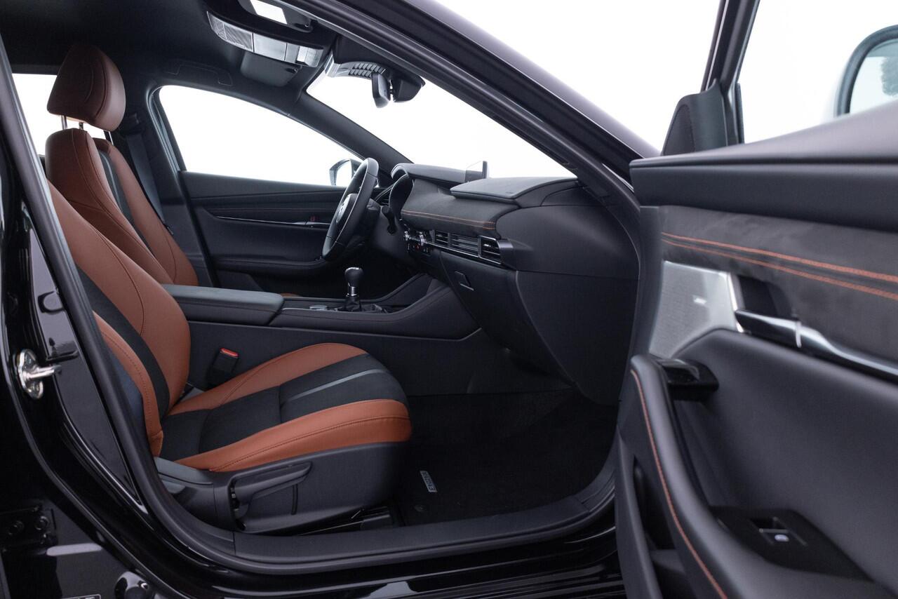 Mazda 3 2.5 e-SkyActiv-G M Hybrid 140 Nagisa NIEUW | 6 JAAR GARANTIE| BOUWJAAR 29-09-2025 | DIREKT RIJDEN |