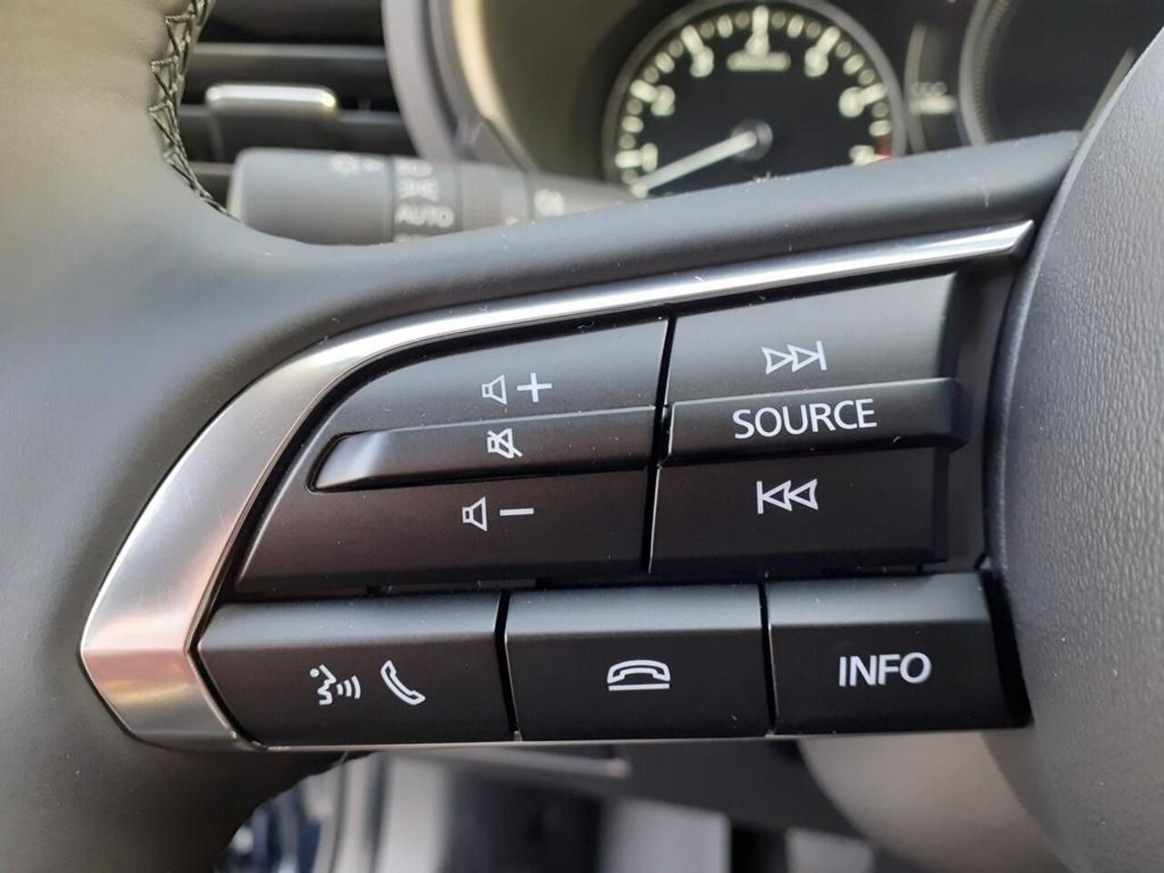 Mazda 3 2.5 e-SkyActiv-G M Hybrid 140 PK Exclusive-line | Rijklaar | Apple Carplay | Cruise adaptief | Camera