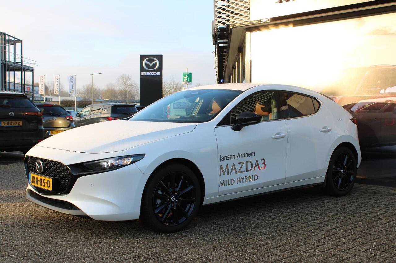 Mazda 3 HB 2.5 e-SkyActiv-G M Hybrid 140 Nagisa , Demovoordeel ¤ 7.790,-, Automaat, Bruin Leder, Bose, Navi, Adap.Cruise, Clima, Apple Carplay, Camera, PDC, HUD, Stoelverwarming, 18" LMV