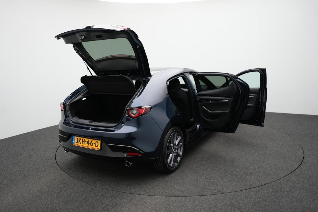 Mazda 3 2.5 e-SkyActiv-G Exclusive-line automaat | demo voordeel