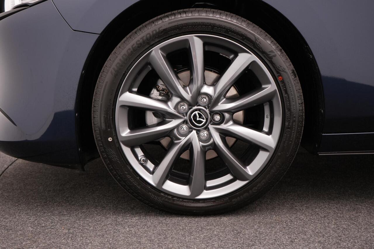 Mazda 3 2.5 e-SkyActiv-G Exclusive-line automaat | demo voordeel