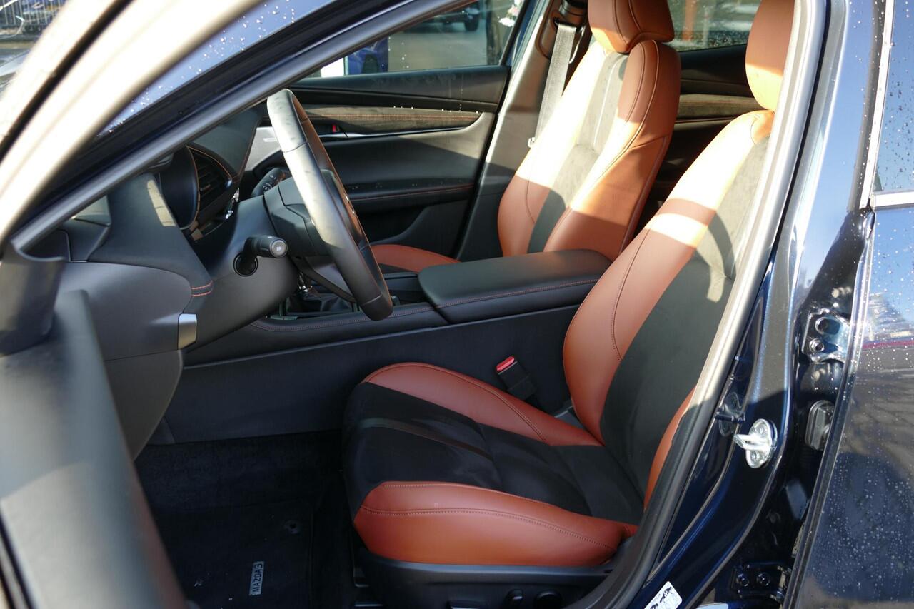 Mazda 3 2.0 e-SkyActiv-X M Hybrid 186 Nagisa | Headup display | Camera | Bose audio | Rijklaarprijs |