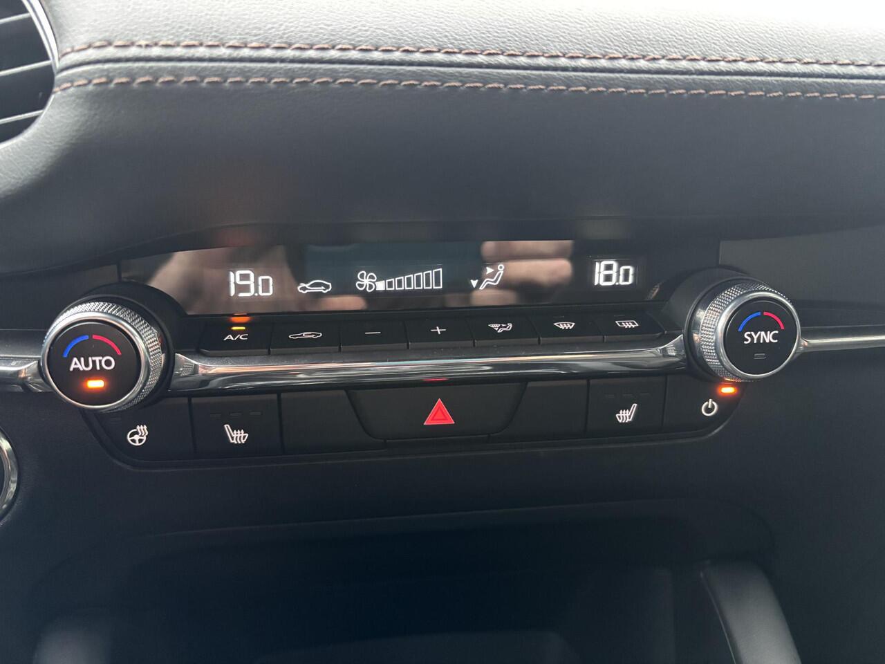 Mazda 3 2.5 e-SkyActiv-G M Hybrid 140 Exclusive-line NL- Auto, Navigatie, Apple Carplay /Android Auto, 360 Camera, Cruise Controle ad., Stoel verw., Stuur verw., Bose Audio
