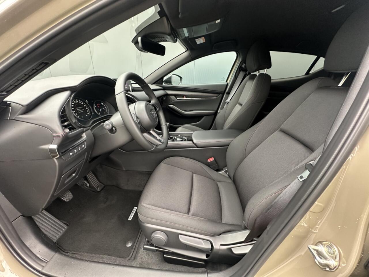 Mazda 3 2.5 e-SkyActiv-G Homura