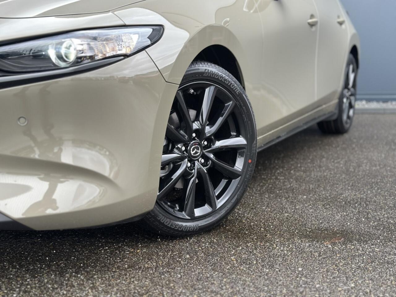 Mazda 3 2.5 e-SkyActiv-G Homura