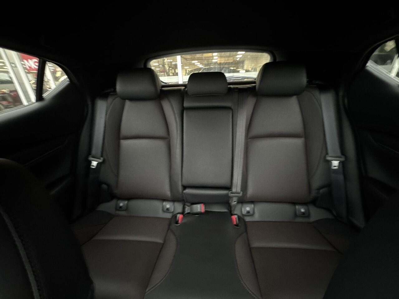 Mazda 3 2.5 e-SkyActiv-G M Hybrid 140 PK Takumi