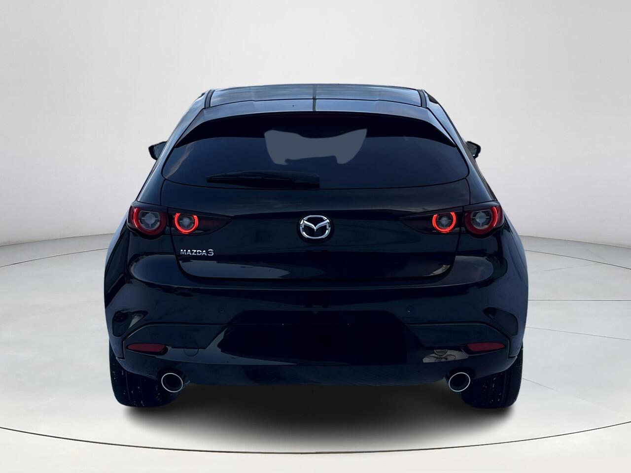 Mazda 3 2.0 e-SkyActiv-X M Hybrid 186 Takumi | Automaat | Climate Control | Stoel en stuurverwarming | 360 camera | Bose | Dodehoeksensoren | Draadloze Applecarplay en Android auto | Stoelgeheugen | Full adaptieve led | Adaptieve cruise control |