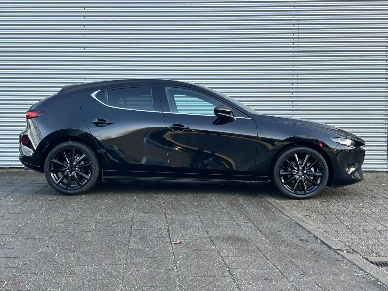 Mazda 3 2.0 e-SkyActiv-X M Hybrid 186 Nagisa | Camera | Leder | Garantie 01-2032 |