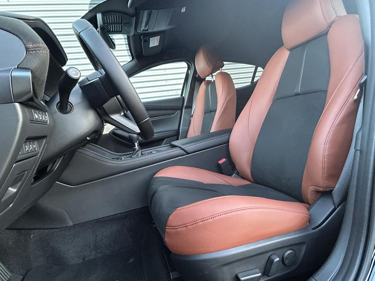 Mazda 3 2.0 e-SkyActiv-X M Hybrid 186 Nagisa | Camera | Leder | Garantie 01-2032 |