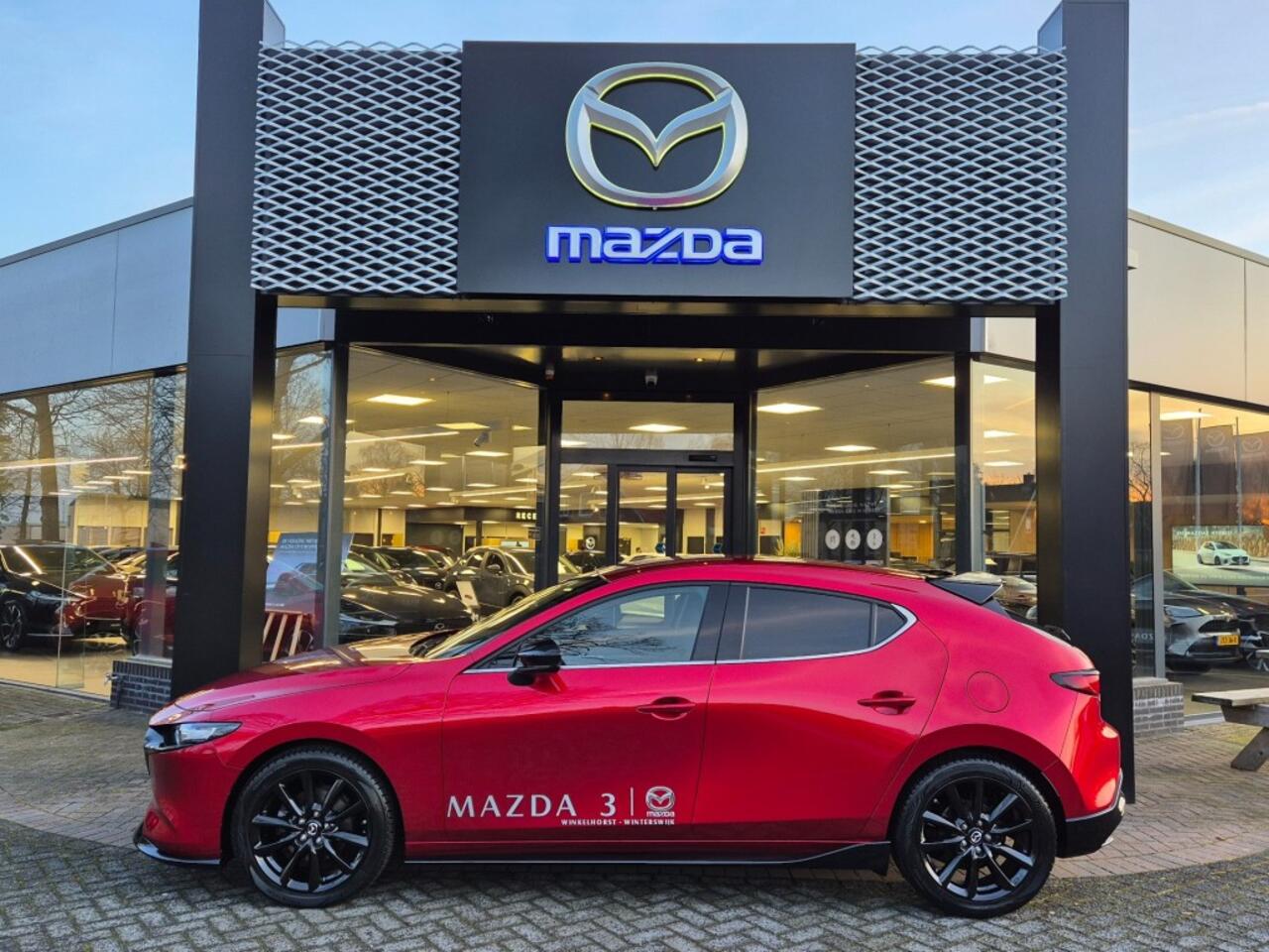 Mazda 3 E- SKYACTIV- G 2.5 140 6MT M-HYBRID HOMURA /Aero-pakket / Demo