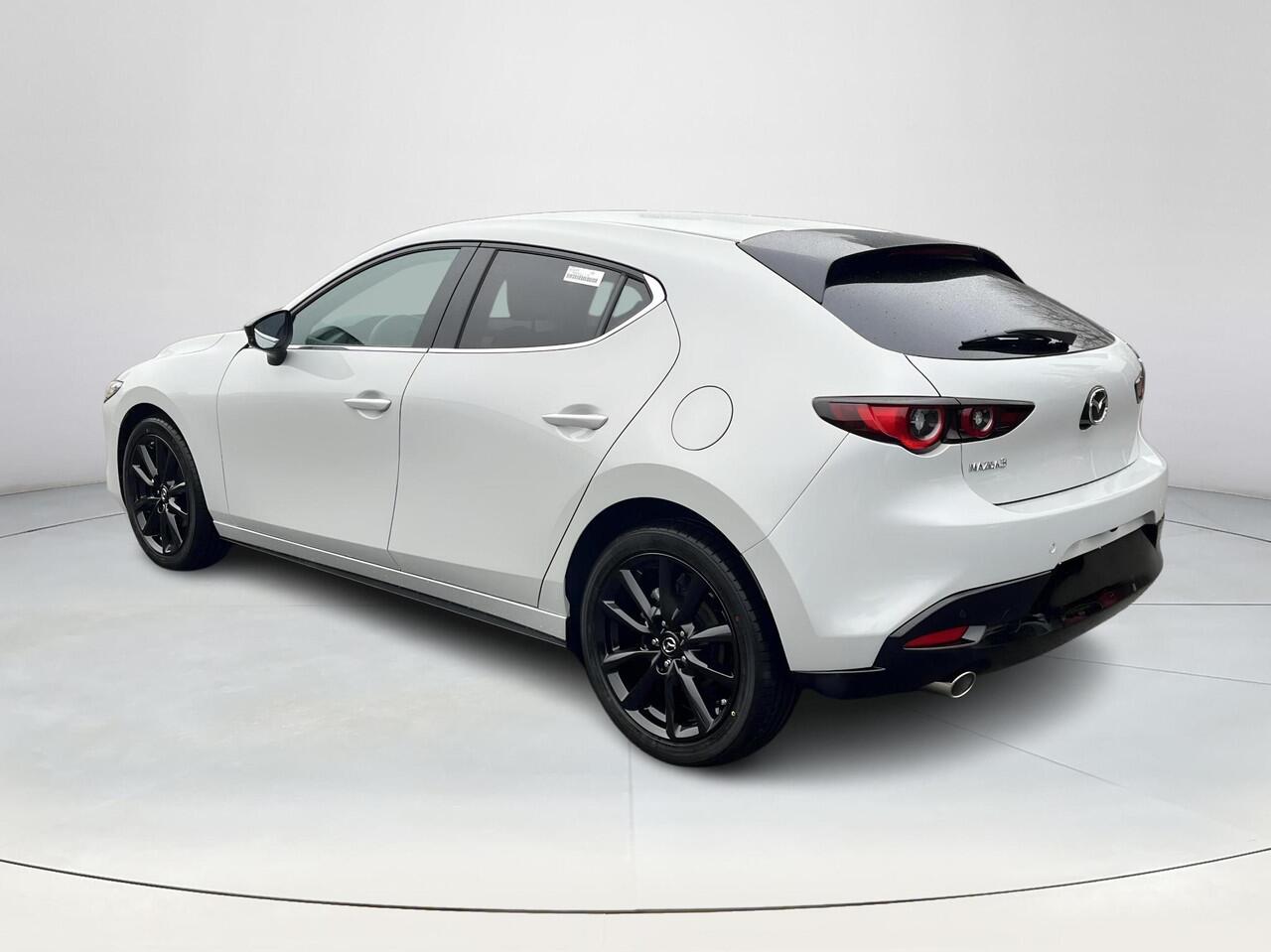 Mazda 3 2.5 e-SkyActiv-G M Hybrid 140 Homura | Diverse kleuren en uitvoeringen uit voorraad leverbaar |