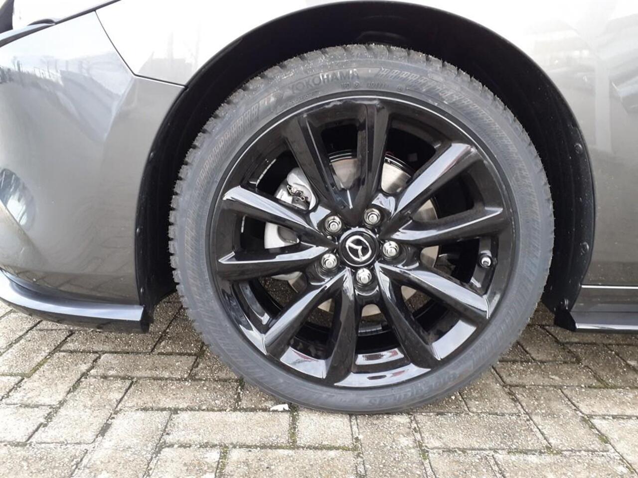 Mazda 3 2.0 e-SkyActiv-X M Hybrid 186 Nagisa | Rijklaar | Aero Pakket | All Season banden | BOSE |