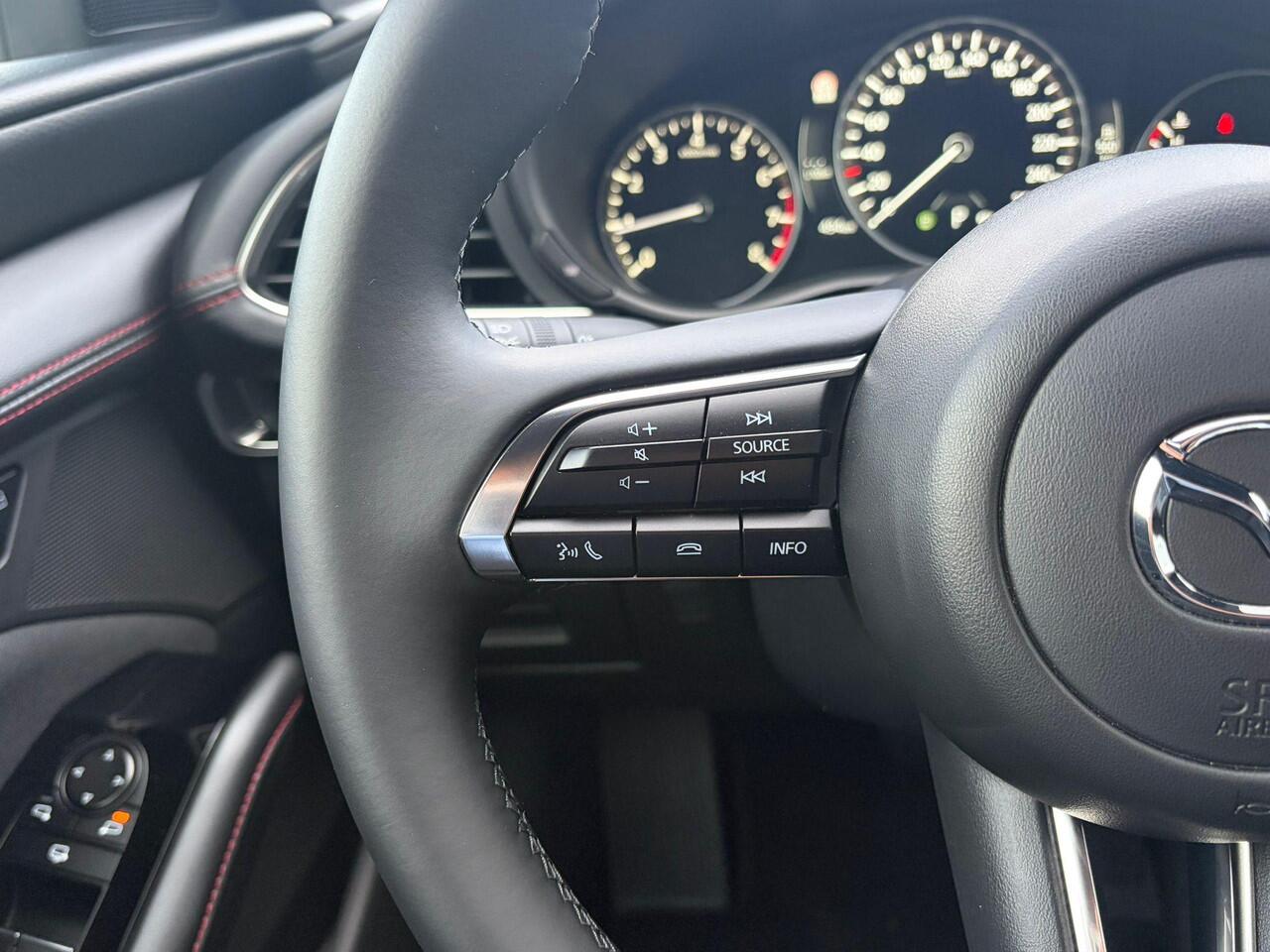 Mazda 3 2.5 e-SkyActiv-G M Hybrid 140 Homura