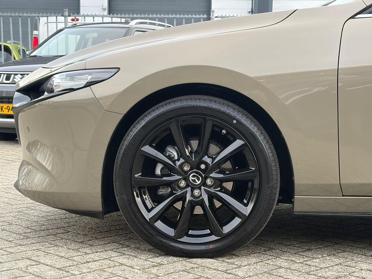 Mazda 3 2.5 e-SkyActiv-G M Hybrid 140 Homura