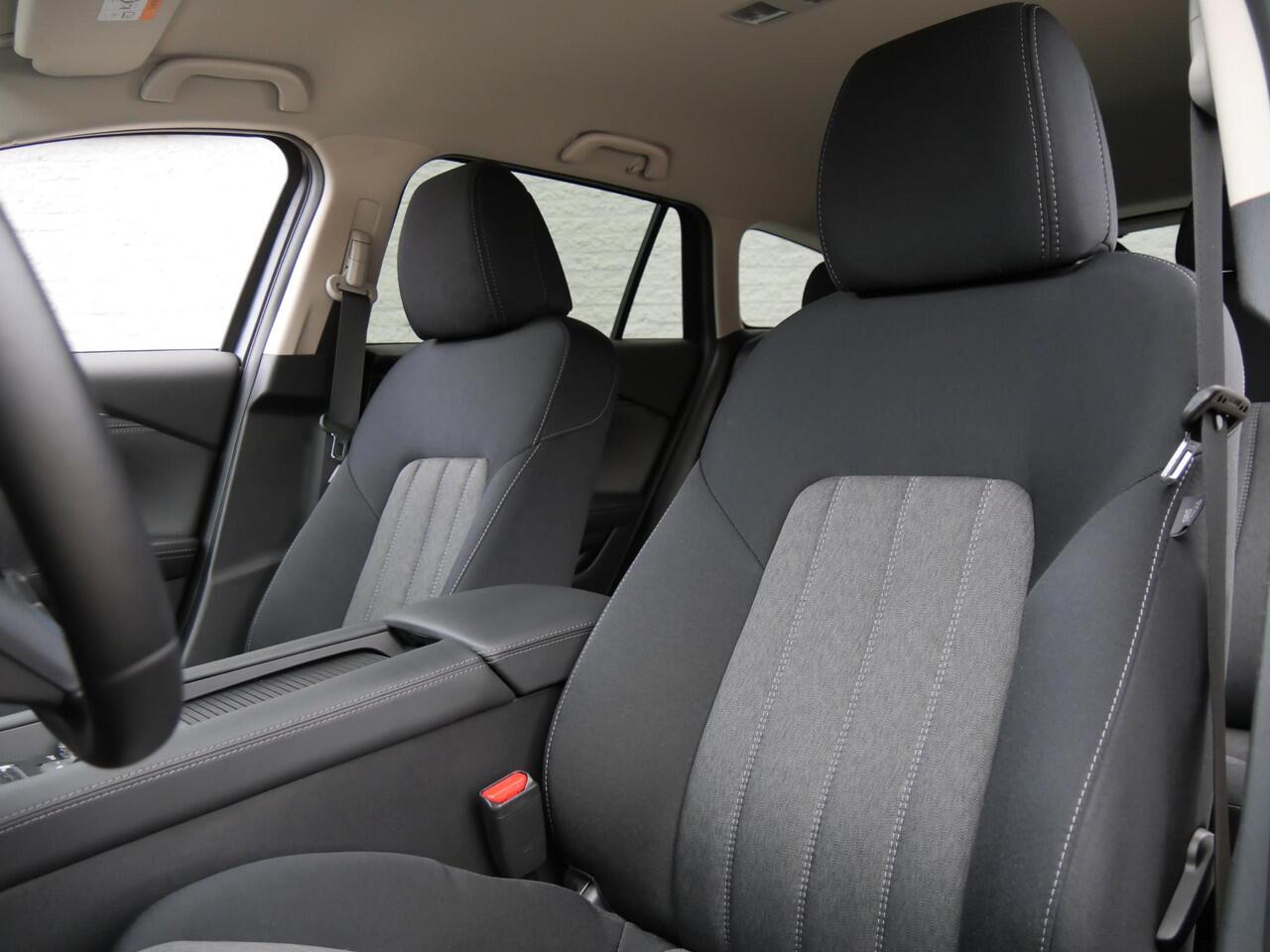 Mazda 6 SPORTBREAK 2.0 COMFORT/ HEAD-UP/ CARPLAY/ KEYLESS/ CAMERA