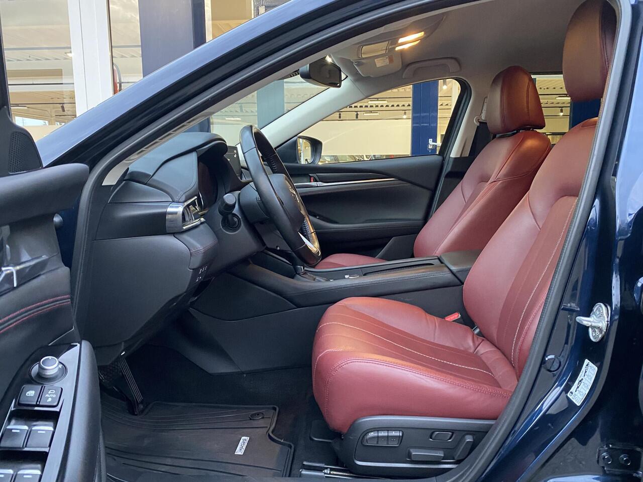 Mazda 6 Sportbreak 2.0 SkyActiv-G 165 Sportive / Automaat / NL-Auto / Luxe-Lederen Bekleding / Elektr.-Stoelen met Geheugen / Stoelverwarming V + A / Stoelverkoeling / Stuurverwarming / Head-Up-Display / Afneembare-Trekhaak / Adaptieve Cruise-Control / Climate-Co