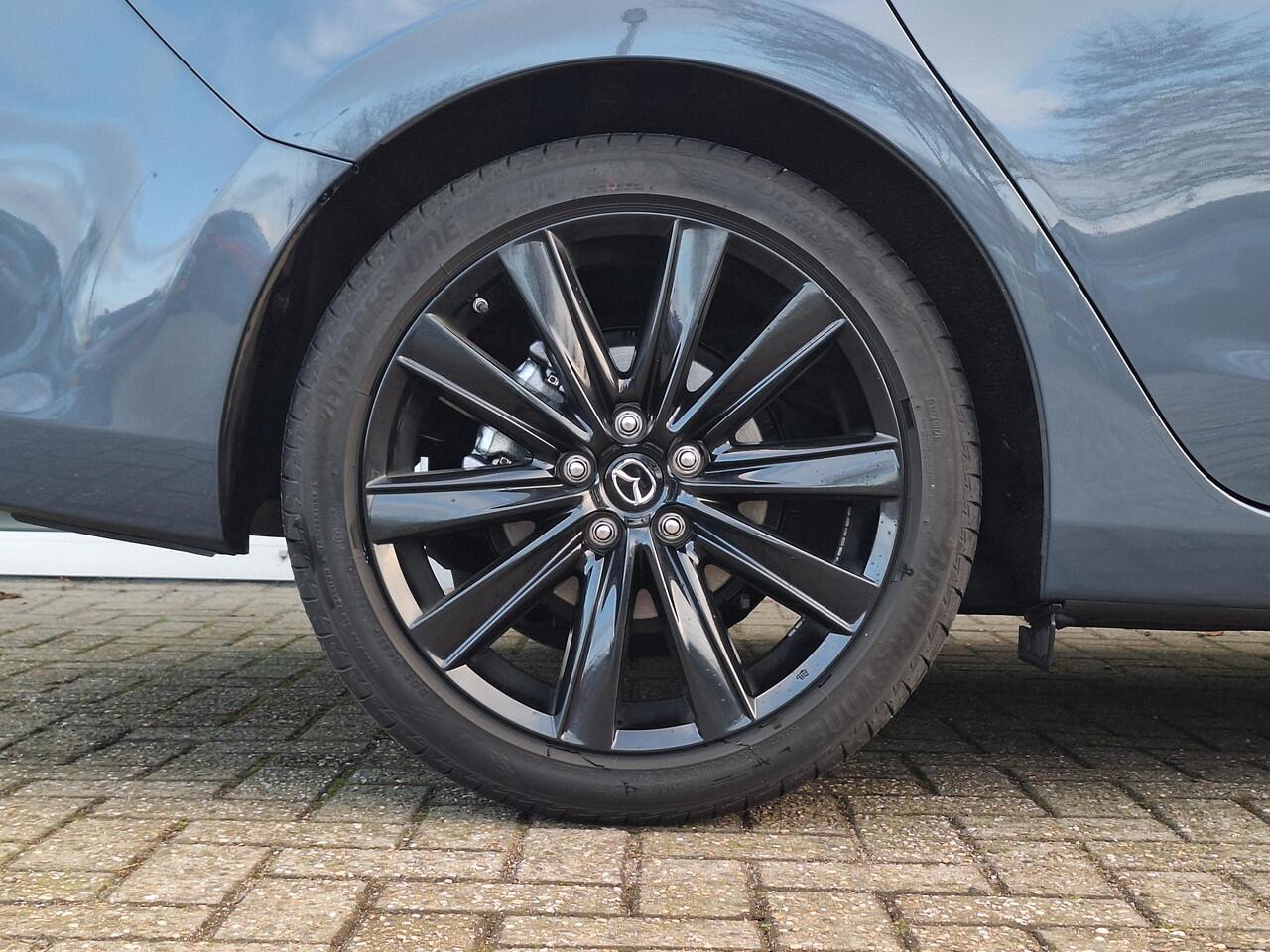 Mazda 6 2.0 SkyActiv-G 165 Sportive | Leder | Apple Carplay | Stoel verwarming en koeling | Adaptive cruisecontrol | 19 inch Lichtmetalen Velgen |