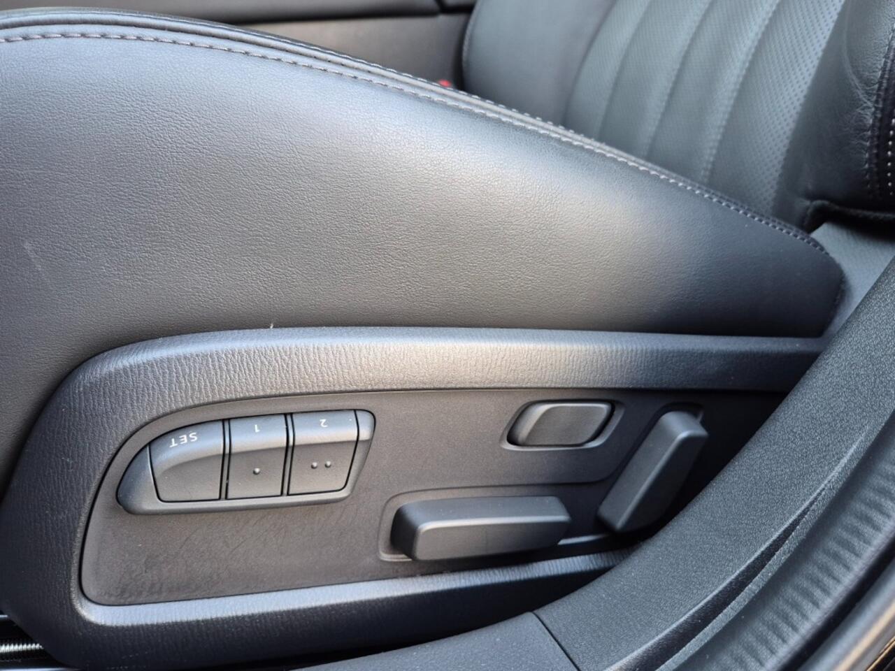 Mazda 6 SPORTBREAK SKYACTIV-G 2.0 165 6AT EXCLUSIVE-LINE / Comfort pack