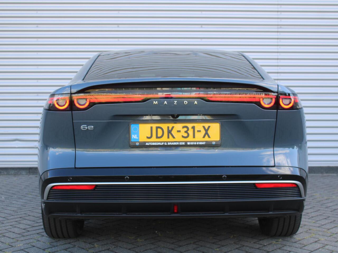 Mazda 6 6e Takumi 68.8 kWh | Stuur-/stoelverwarming + ventilatie | Pano | Camera rondom | Elek. stoelverstelling + achterklep | 19" LM | Cruise adapt. |