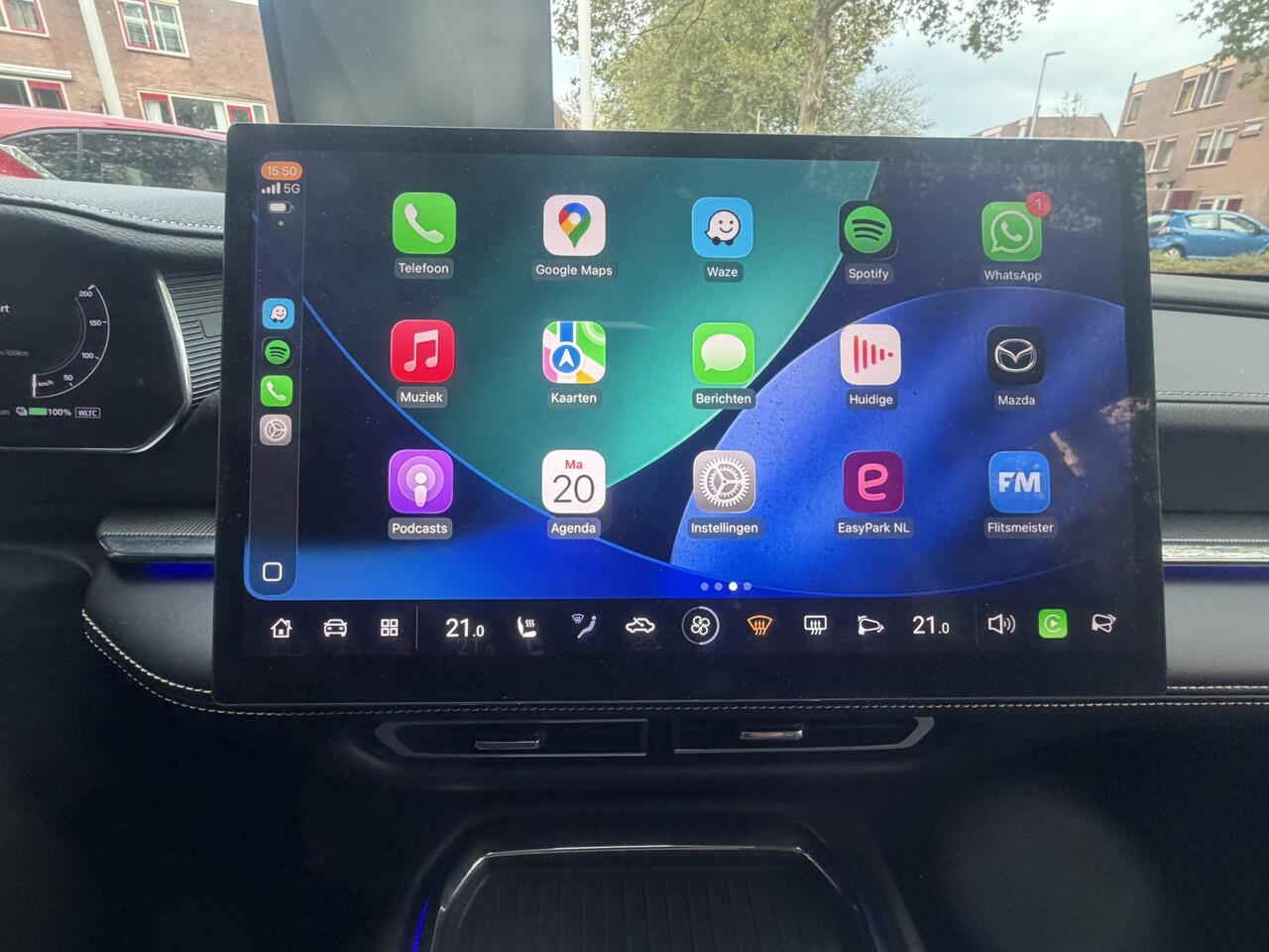 Mazda 6 6e Takumi 68.8 kWh | 258 PK | 165 KW snel laden | 17% bijtelling | BTW auto | betreft DEMO | direct beschikbaar