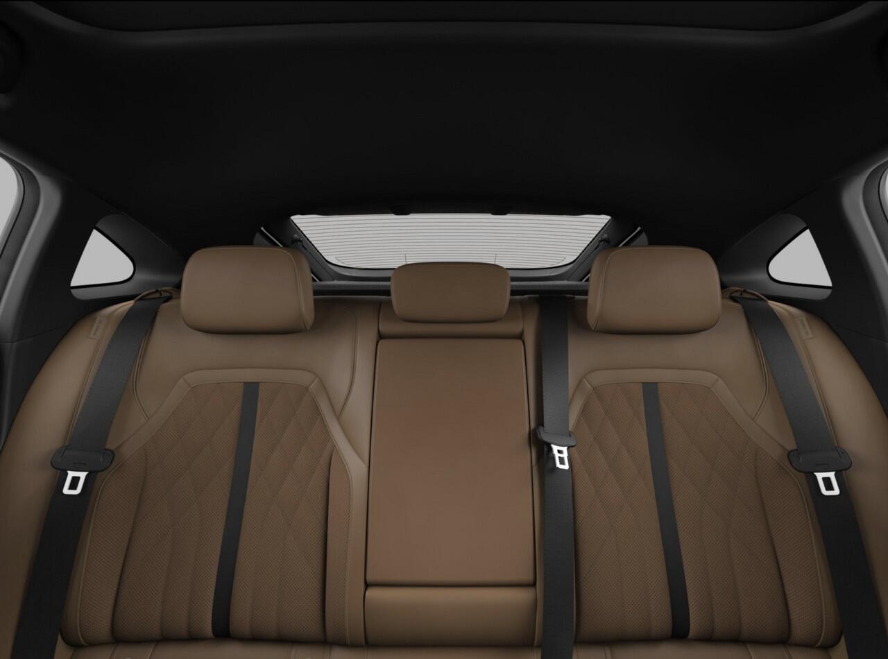 Mazda 6 6e Takumi Plus 68.8 kWh / Crystal White Pearl